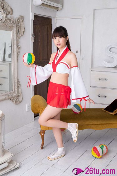 夜孔雀 电影